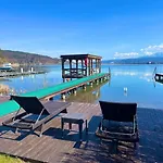 Feel Good Resort