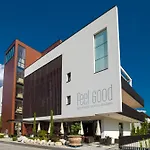 Feel Good Resort