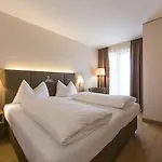 Feel Good Resort 4*