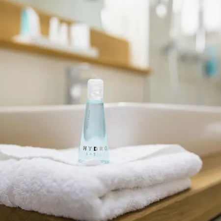 Feel Good 4* 크롬펜돌프