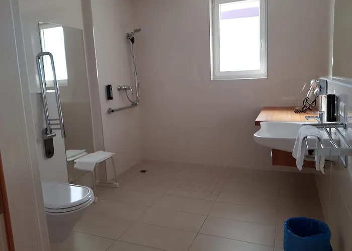 Feel Good Resort Aparthotel 4*