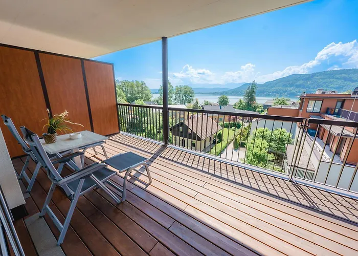 Feel Good Resort Aparthotel 4*